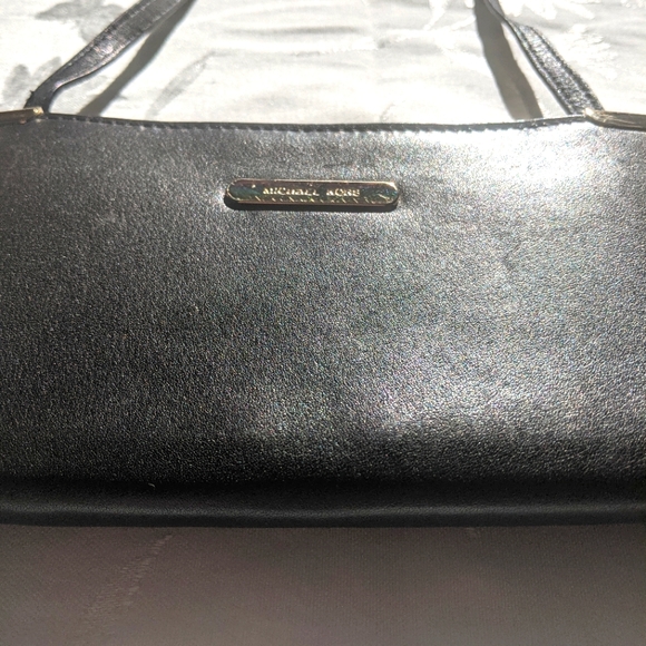 Michael Kors Black Soft Leather Evening Purse. Built in wallet inside.  Like New - Picture 3 of 7